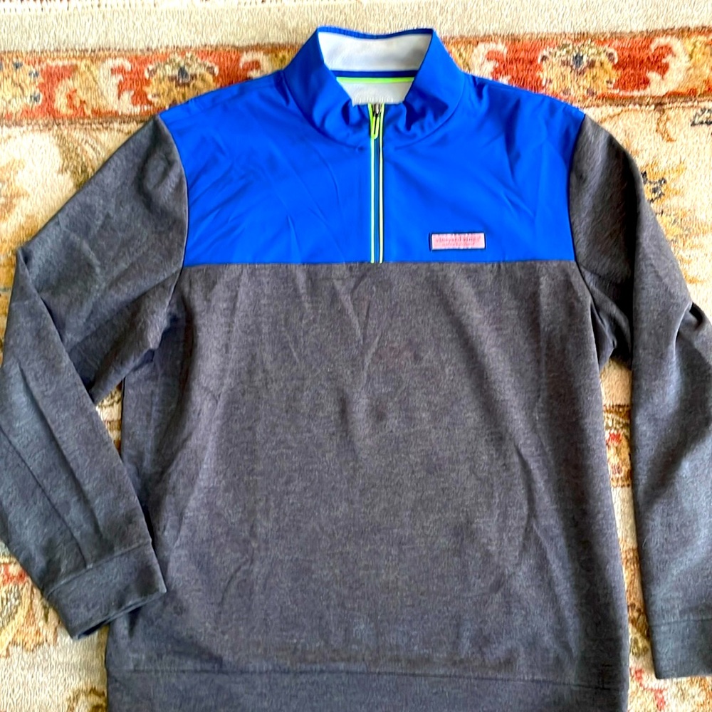 Vineyard Vines 2-panel men’s quarter zip - used lightly, excellent cond, L